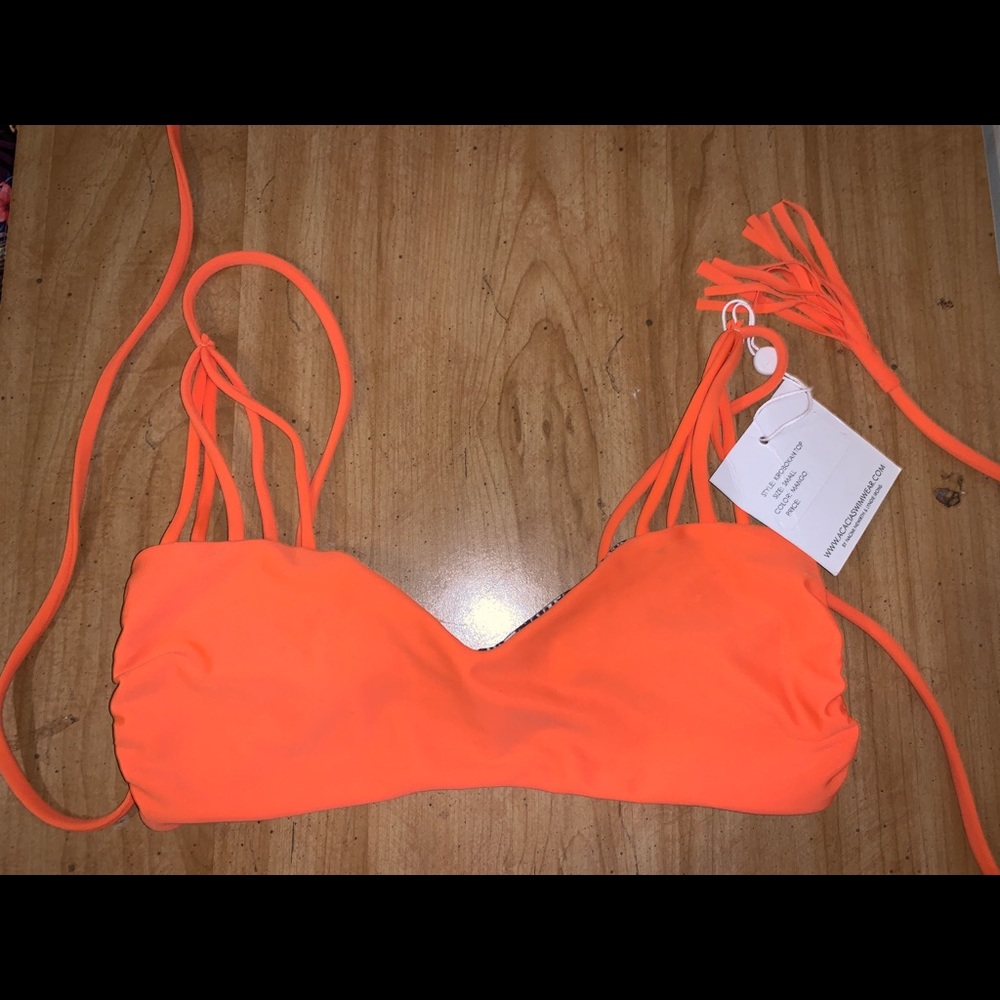 🛑SOLD🛑 NWT acacia swimwear korbokan top